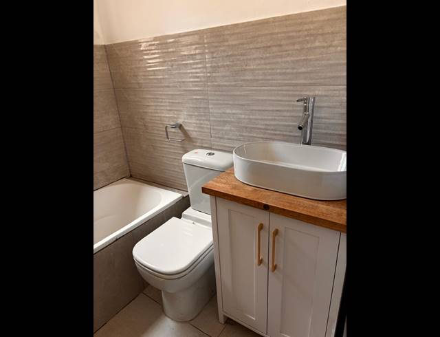 3 BEDROOM TOWNHOUSE TO LET IN REYNO RIDGE